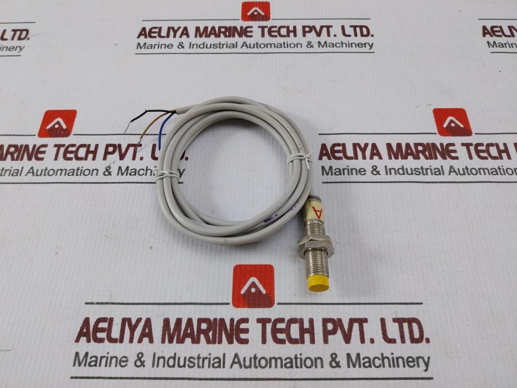 10 To 30 Vdc Proximity Switch