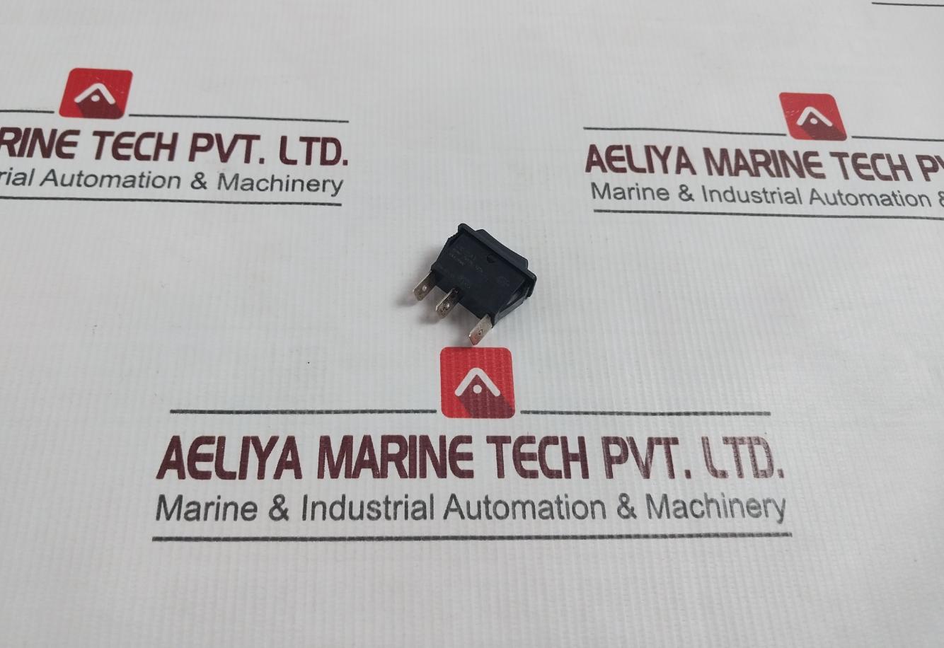 Arcolectric C1522at Rocker Switch 250v - Image 3