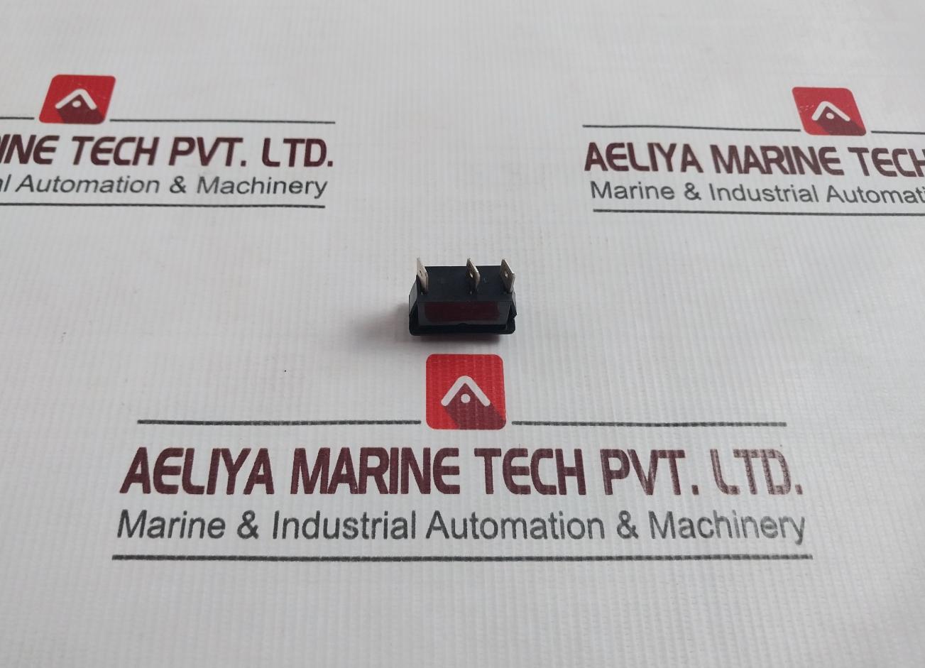 Arcolectric C1522at Rocker Switch 250v - Image 4