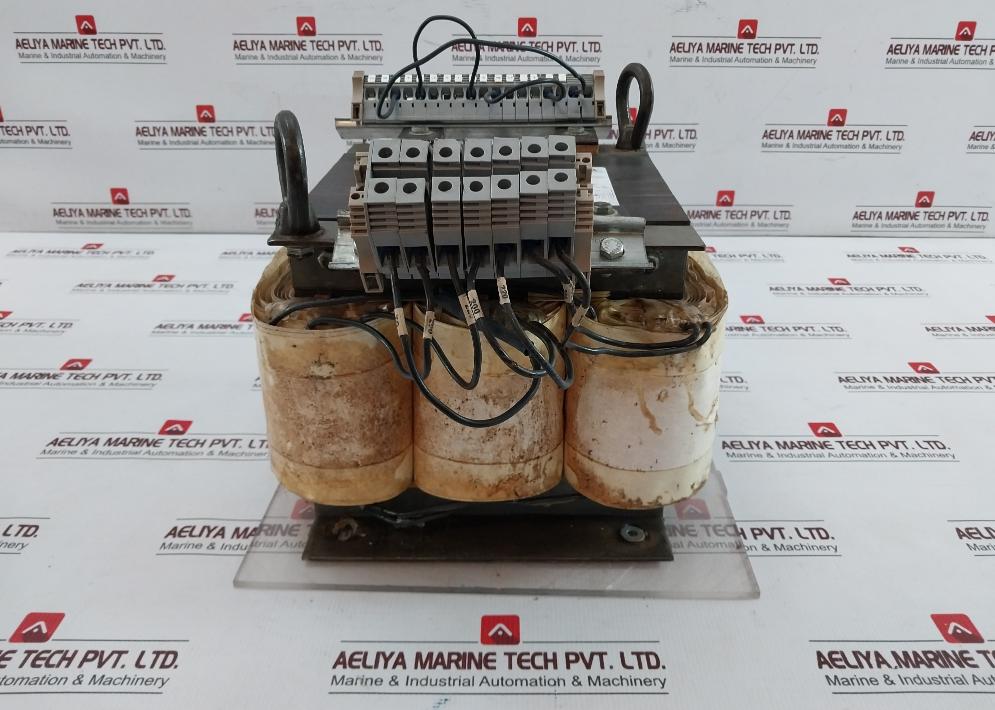 Dongan Electric Es-30360.700d Three Phase Transformer 460v - Image 4