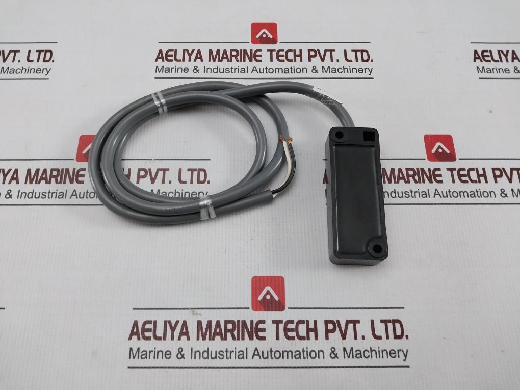 Fuji Electric Pm-2s Magnetic Proximity Switch - Image 4