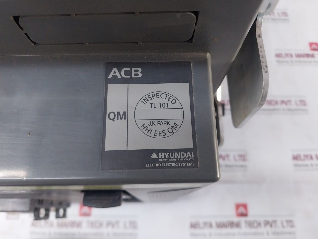 Hyundai Uan16a3b M1c1s168t 3-Pole Air Circuit Breaker 1000v - Image 6