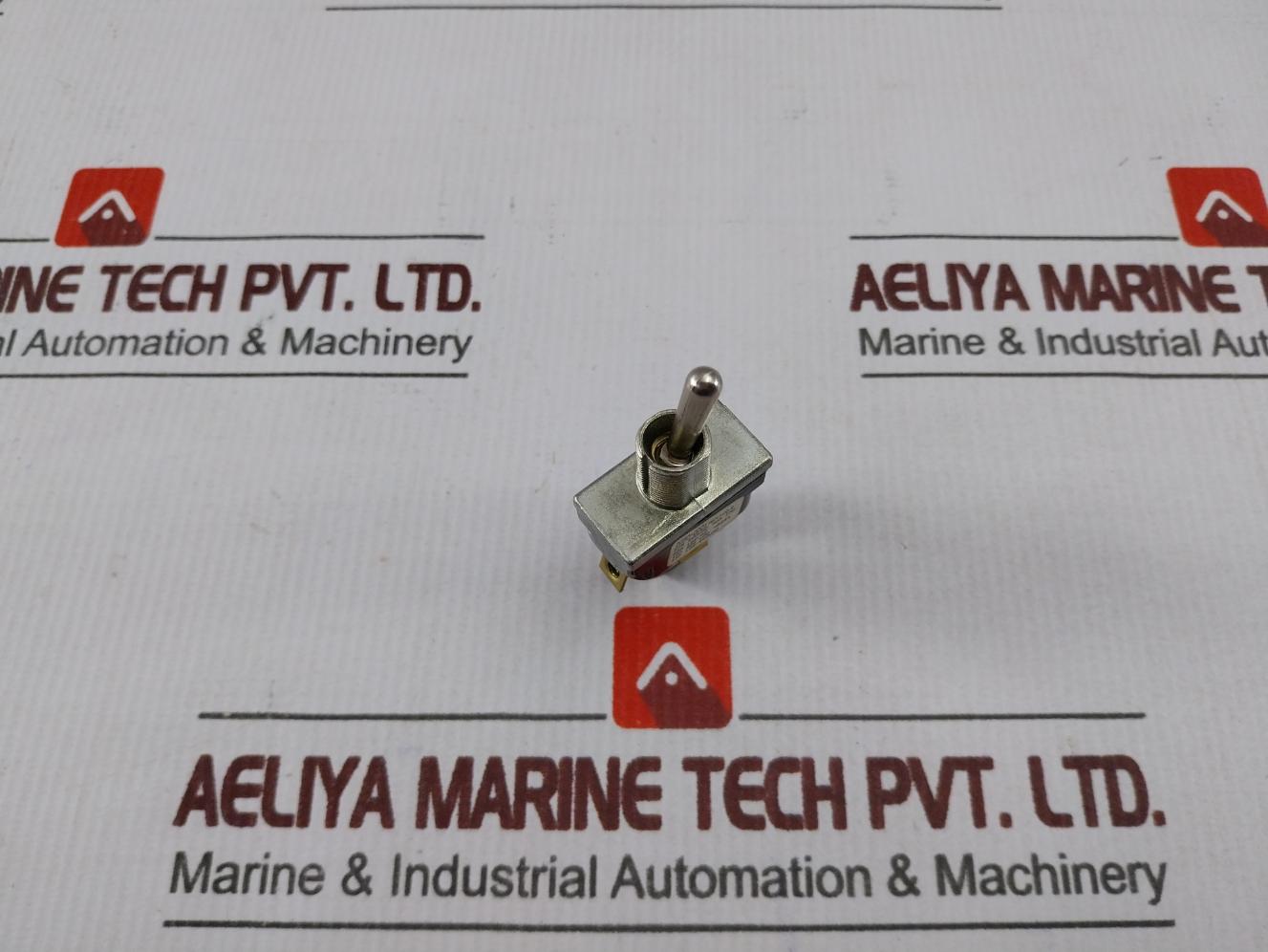 Mcgill 0090-0001 Toggle Switch 250v - Image 3