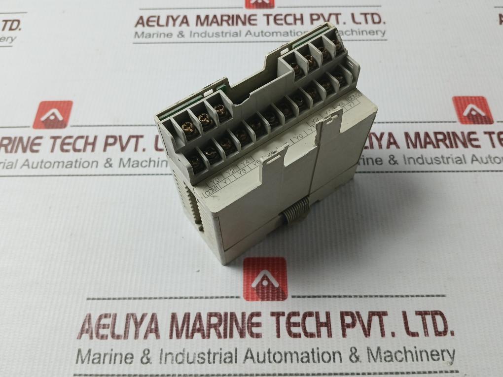 Mitsubishi Fx2n-16eyr-Es/Ul Programmable Controller 240v - Image 3