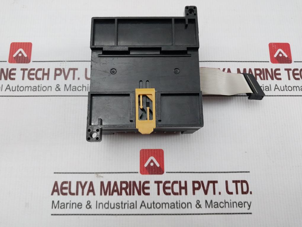 Omron Cp1w-20edr1 Plc Expansion Input Output Module 24v - Image 4