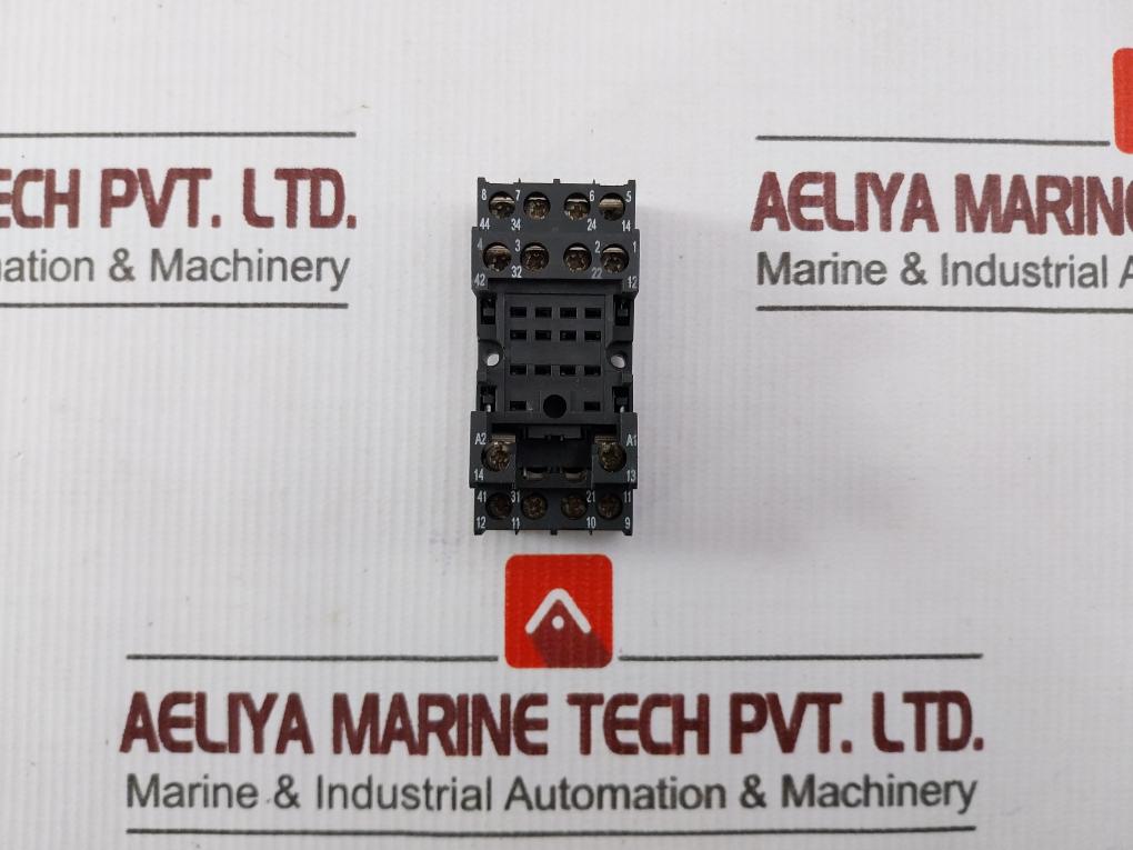 Relpol Gz4 Relay Socket 300v