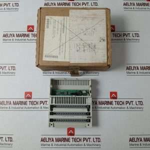 Schneider Electric 170ado35000 Output Module 24v