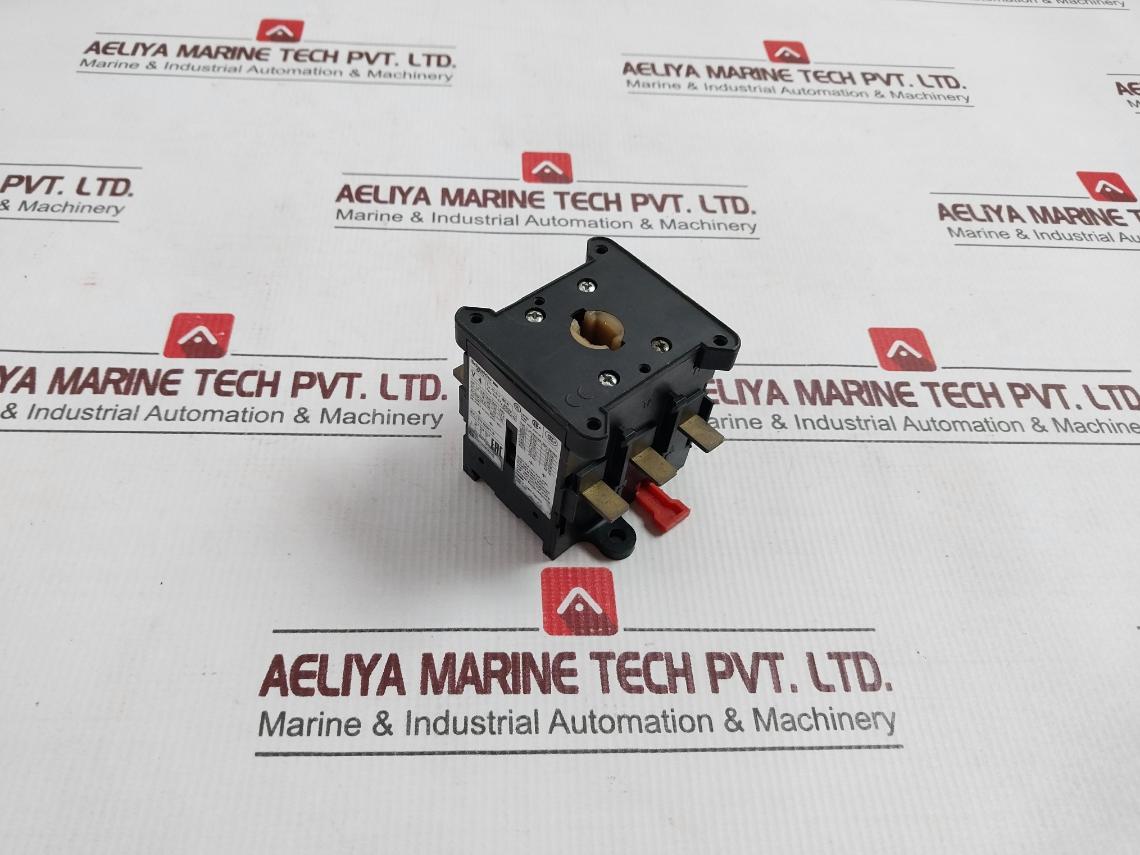 Schneider Electric V 4 Contactor 690v - Image 3