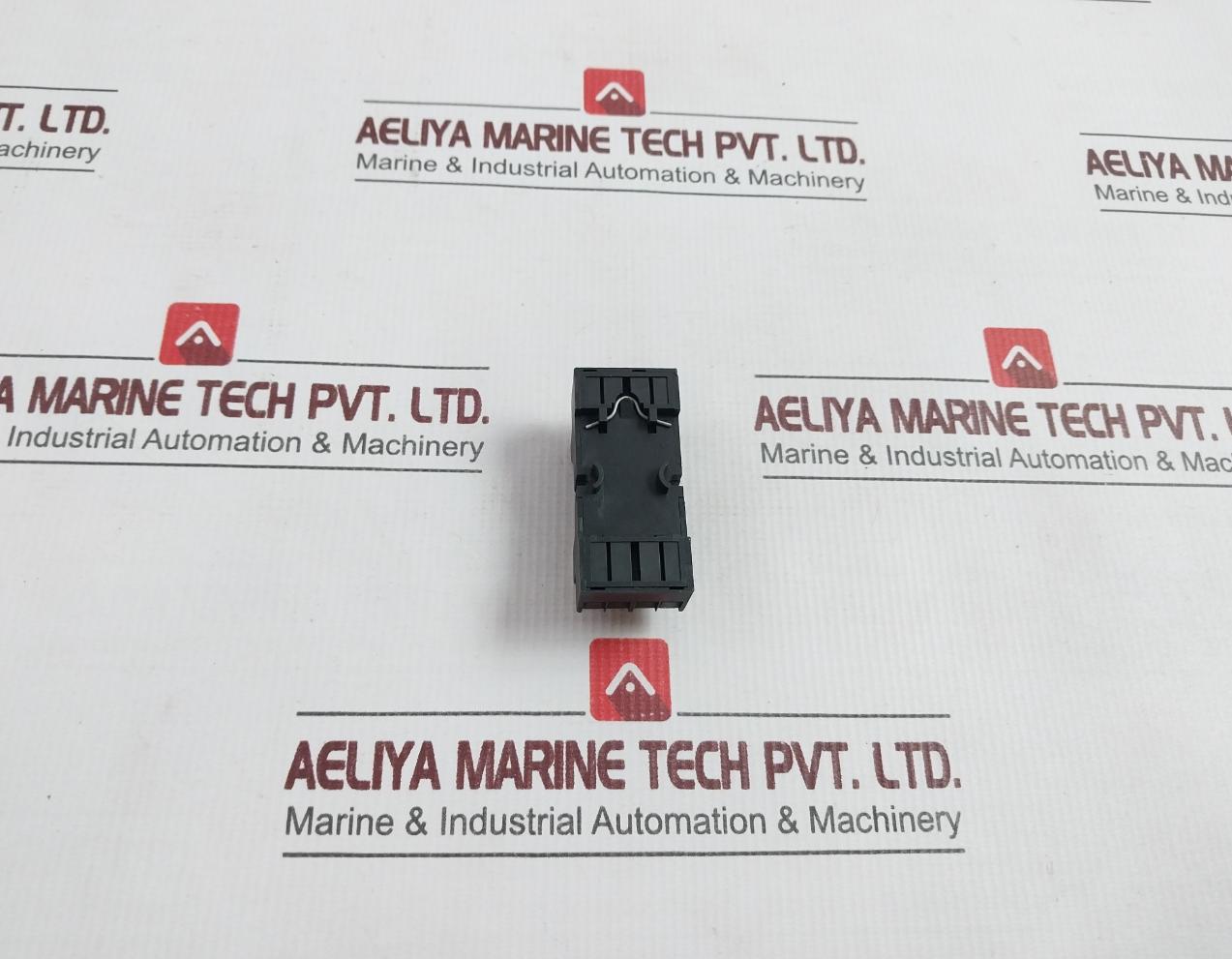 Tele Es 15/4b Relay Socket - Image 4