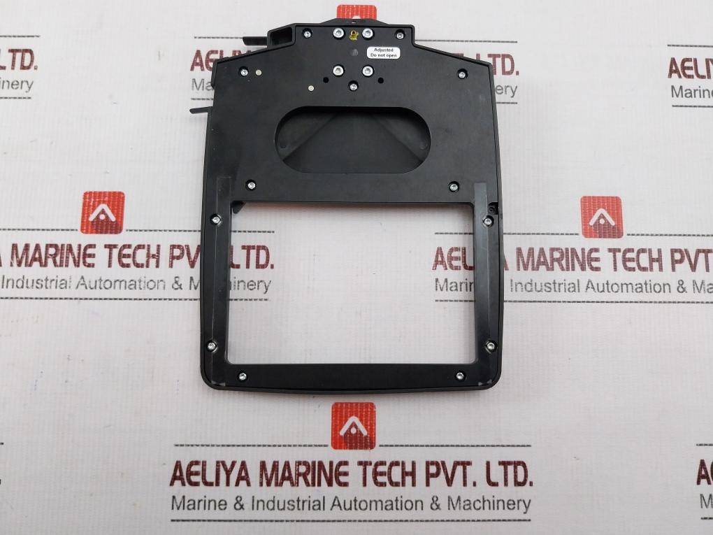 1m1 32831 30015829 01 Adapter - Image 4