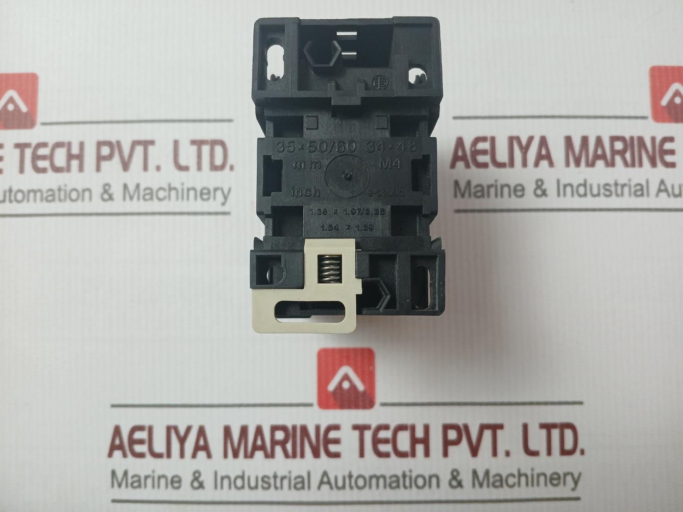 Telemecanique Ca2 Dn22 Control Relay 600vac - Image 4