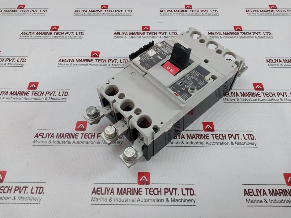Fuji Electric Sg403cul 300 Circuit Breaker 440v - Image 3