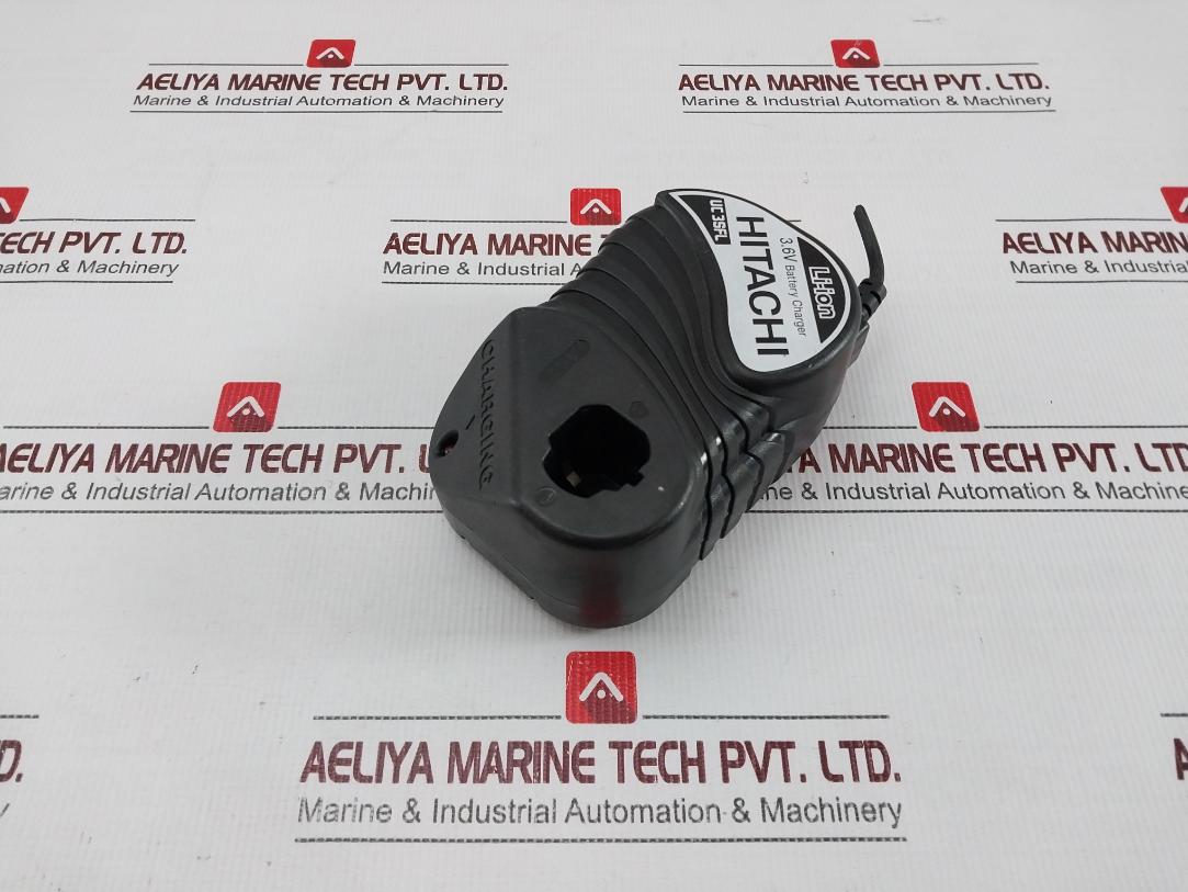 Hitachi Uc 3sfl Battery Charger Input 230v - Image 3