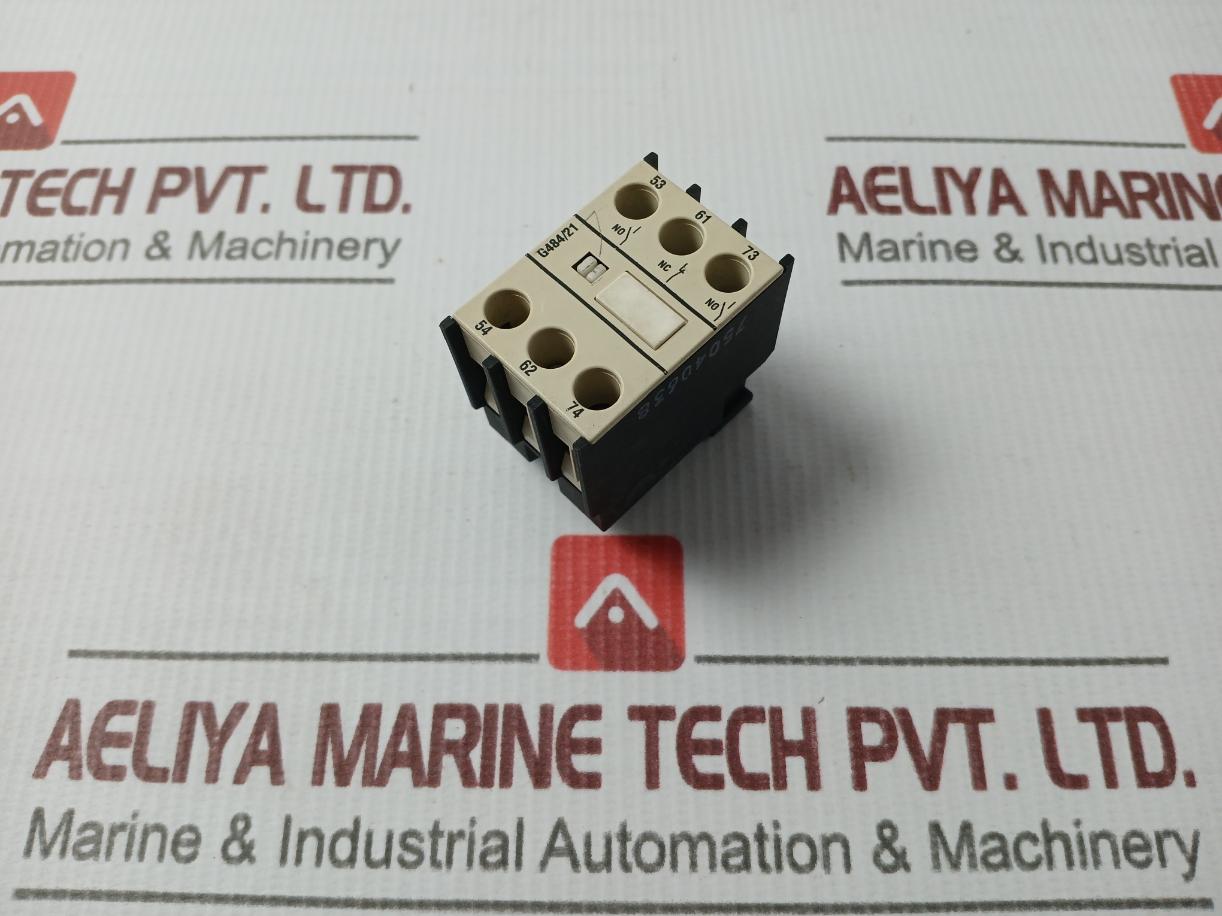 Lovato G484… Auxiliary Contact Block 690v - Image 3