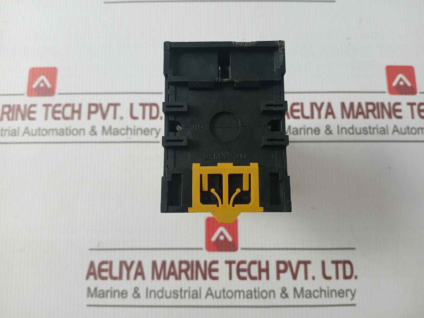 Omron H3cr-A Timer Relay 250v - Image 4