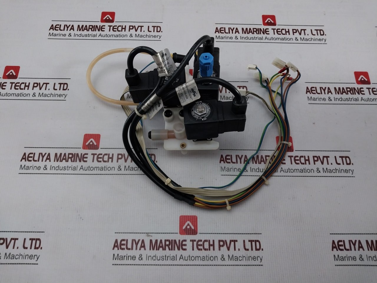 Parker E452-001806-058 Solenoid Valve 230v - Image 3