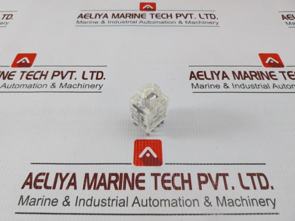 Schlegel At2 Momentary Contact Block 300v - Image 3