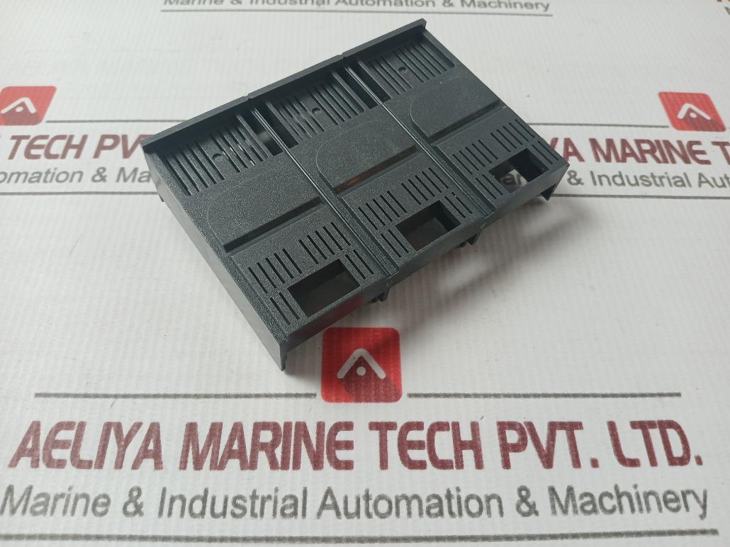 Schneider Electric Lv429515 Terminal Shield Compact - Image 3