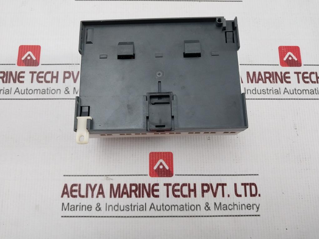 Schneider Electric Sr2 B201bd Compact Smart Relay 240v - Image 4