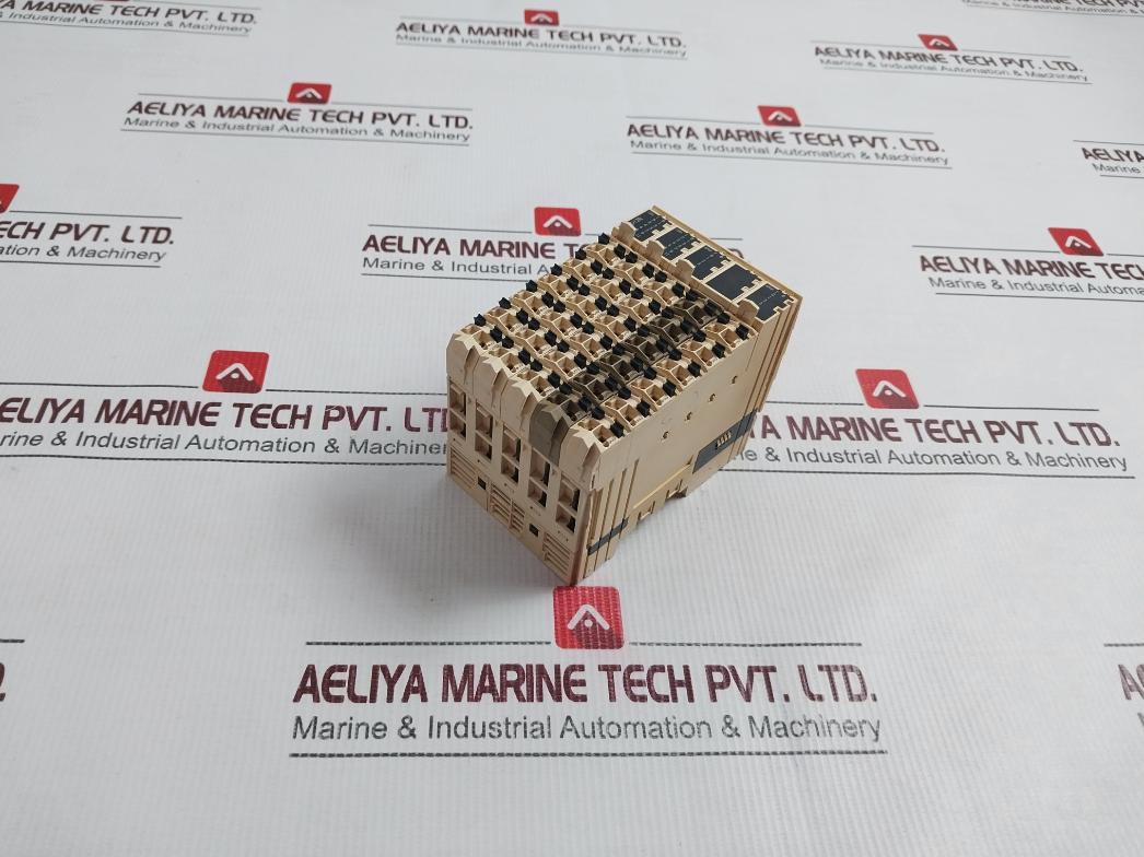 Schneider Electric Tm5c24d12r Compact I/O Expansion Block 30v - Image 3