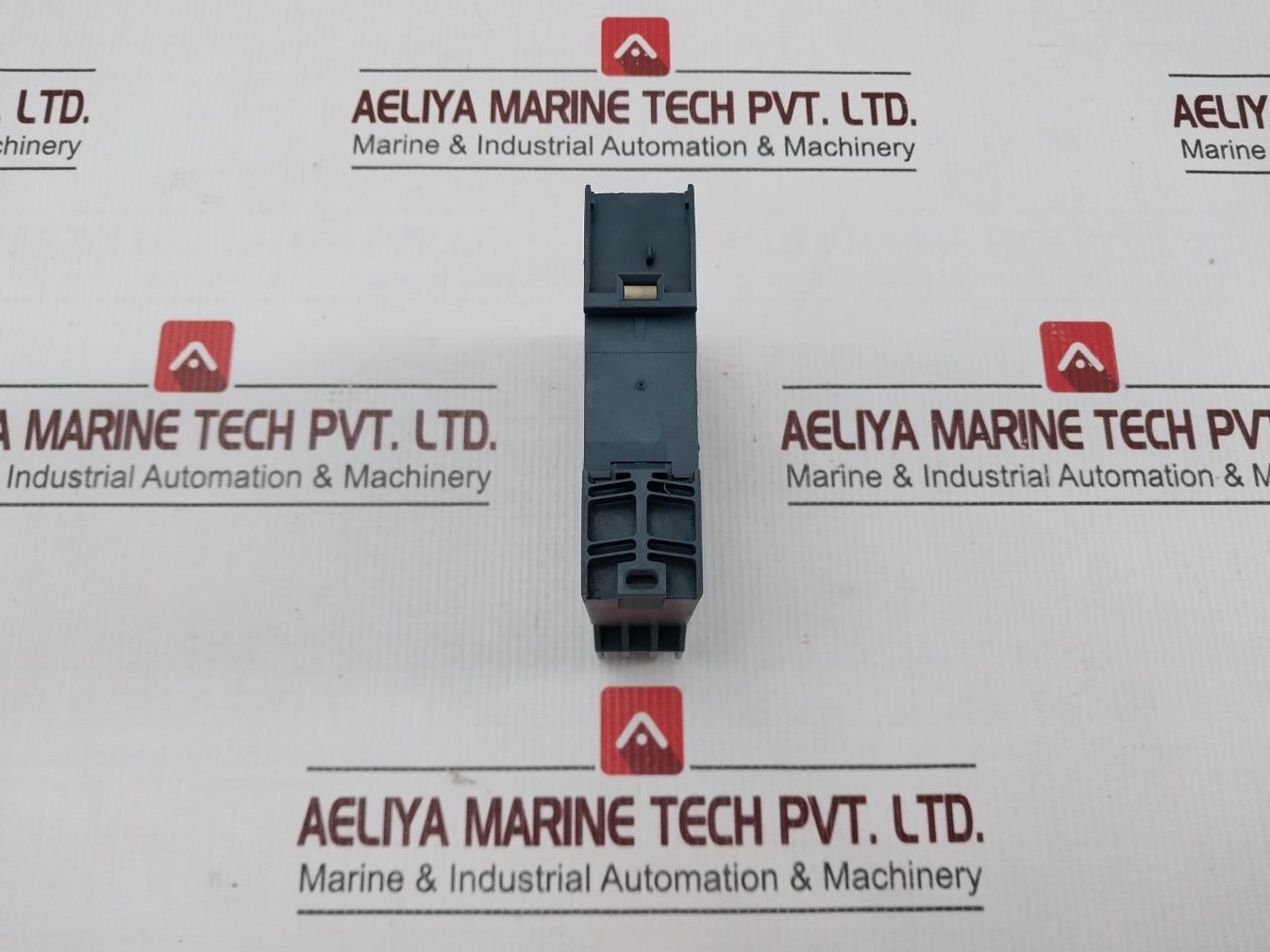Siemens 3un2100-0an7 Thermistor Motor Protection Relay 400v - Image 4