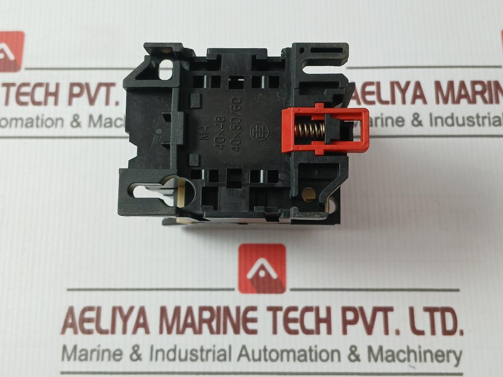 Telemecanique Lc1-D163.A65 Contactor 660v - Image 4