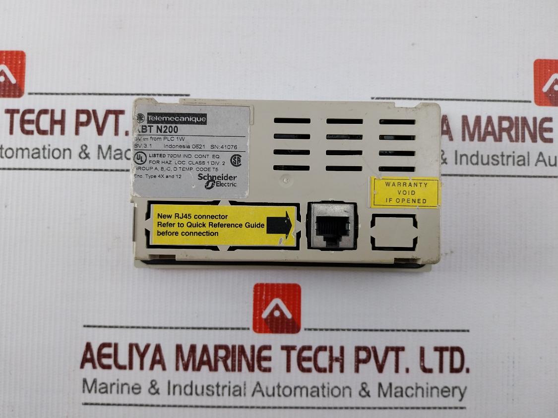 Telemecanique Xbt N200 Small Panel With Keypad - Image 4