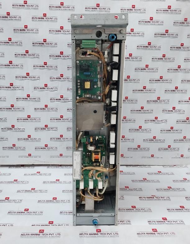 Abb Acs800-104lc-0700-7+E205+Q950 Variable Frequency Drive 230v - Image 3