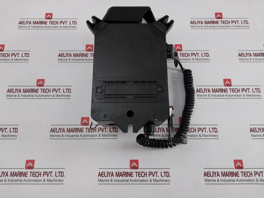 Fernsig Essen 9602 W Industrial Telephone With Rotary Dial (Not Working) - Image 4