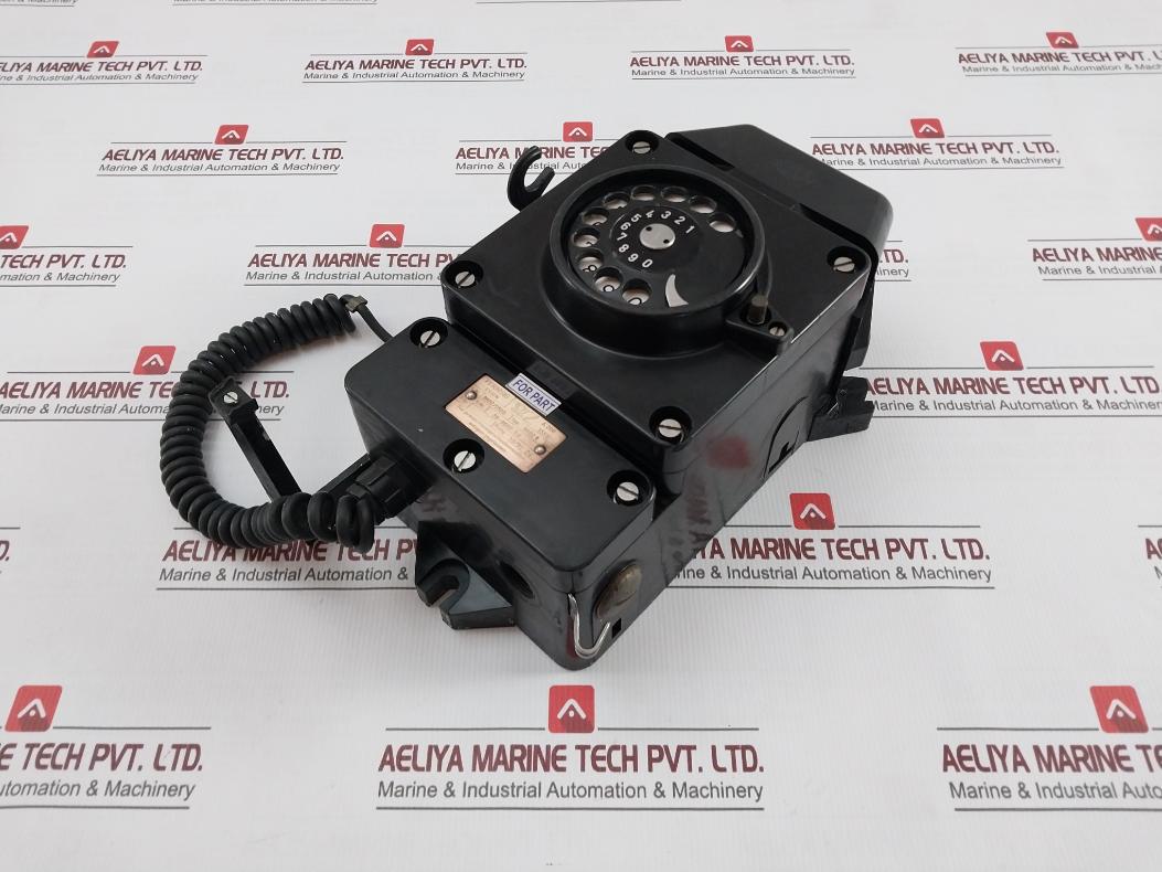 Fernsig Essen 9602 W Industrial Telephone With Rotary Dial (Not Working) - Image 3