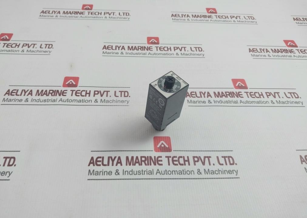 Idec Gt5p-F3sa100 Miniature Timer 240v - Image 3