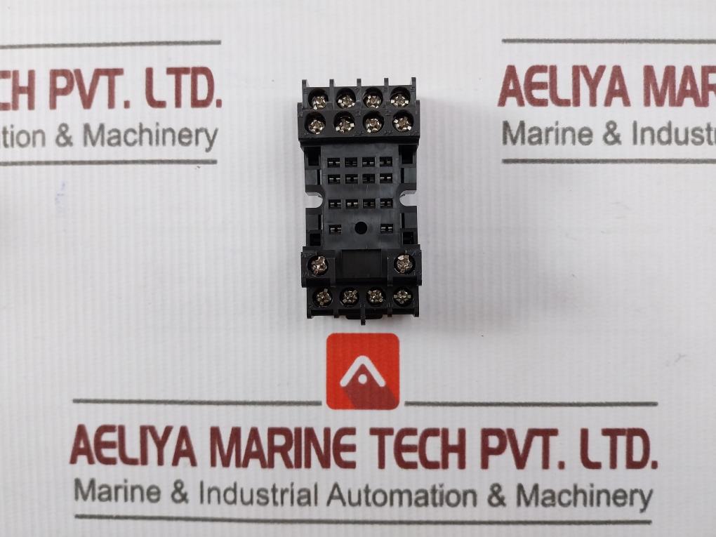 Idec Ry4s-Ul Dc24v Pole Miniature Relay With Base 300v - Image 4