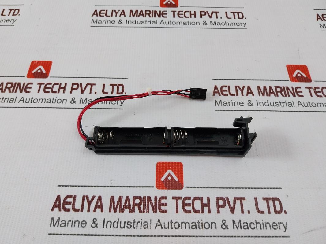 Keystone Electronics Um-3x1 Battery Holder - Image 4