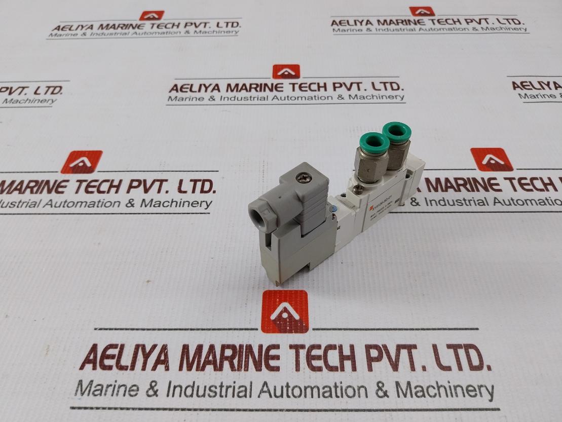 Smc Sy5120-5d-01 Solenoid Valve 24v - Image 3