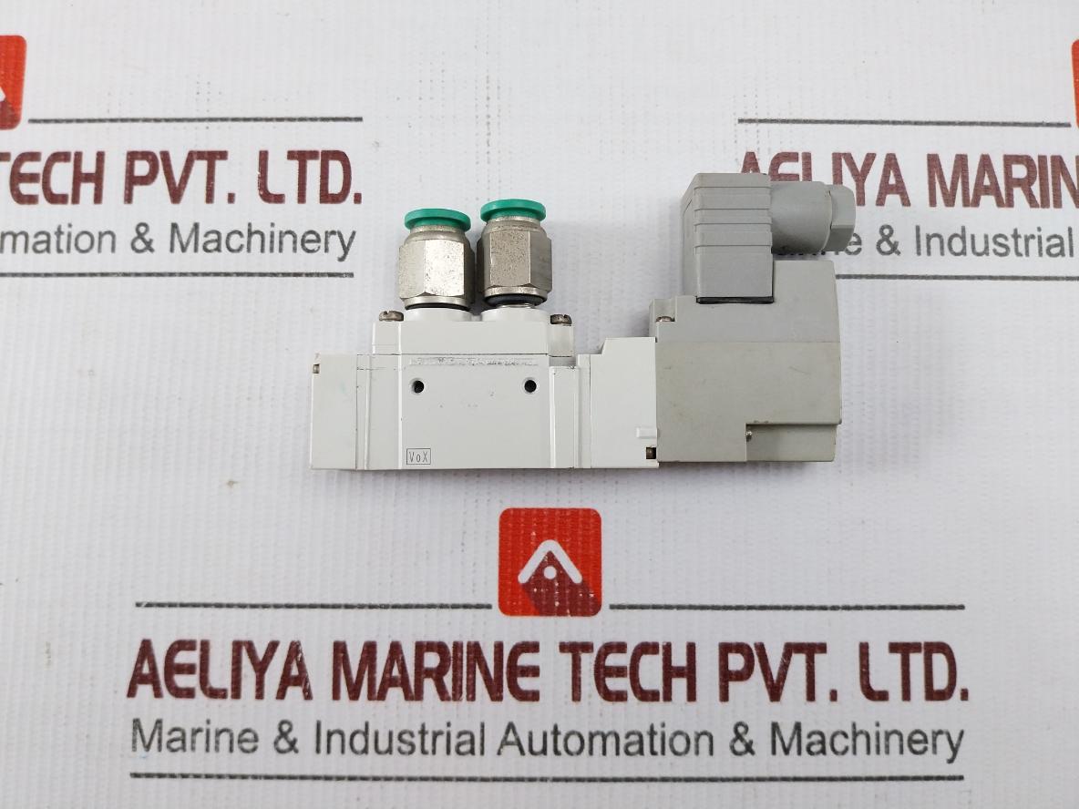 Smc Sy5120-5d-01 Solenoid Valve 24v - Image 4