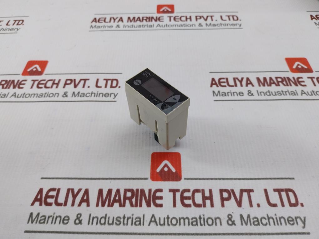 Sunx Dp4 Digital Pressure Sensor - Image 3