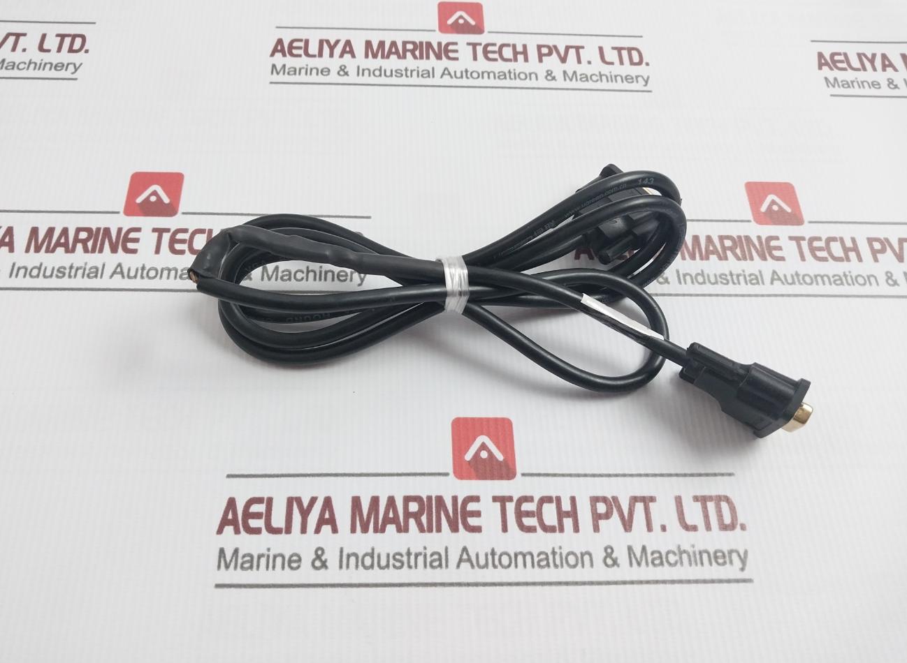 Ugreen 143 Vga Round Cable - Image 4