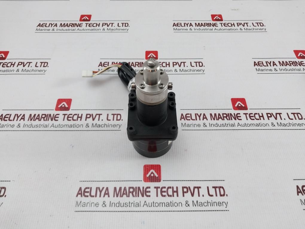 Vexta C7387-9212 2-Phase Stepping Motor 5v - Image 4