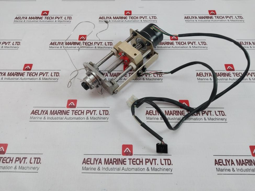 Waters 700002791 2 Phase Stepping Motor - Image 3