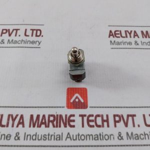 Cutler-Hammer 20 Amp 125v Ac Toggle Switch