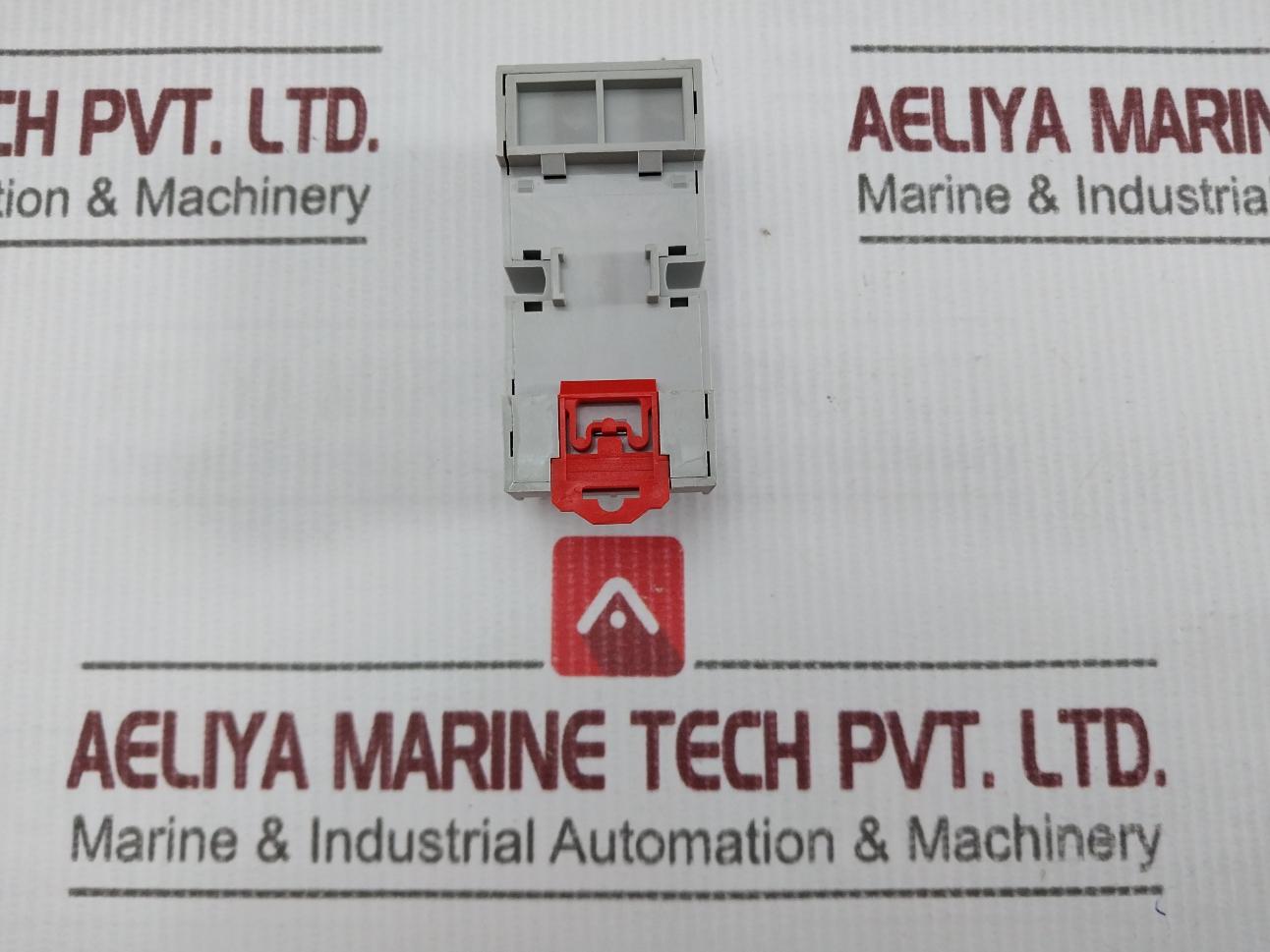 Dayton 2a584m Relay Socket 300v - Image 4