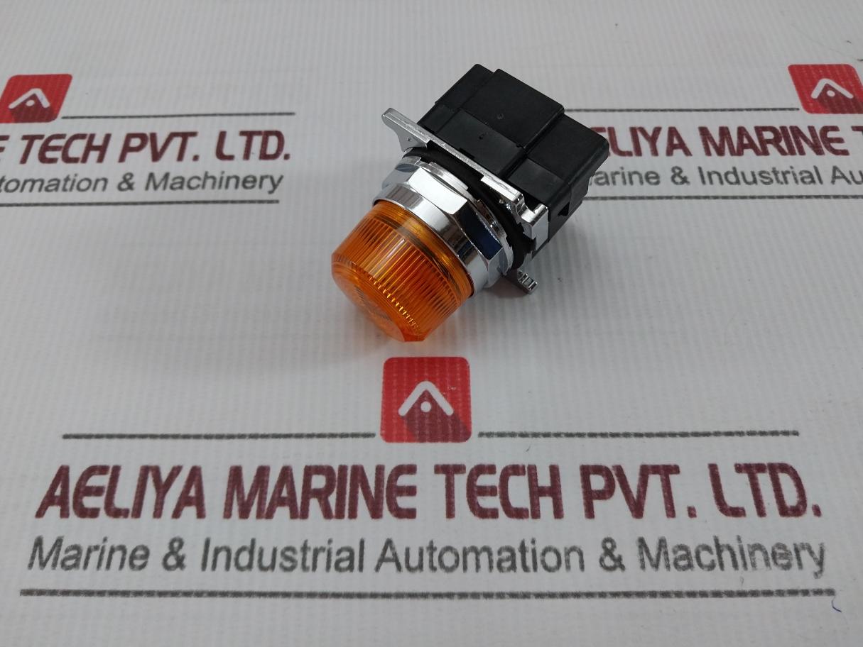 Eaton 10250t181lap06 Cutler-Hammer Pushbutton 120v - Image 3