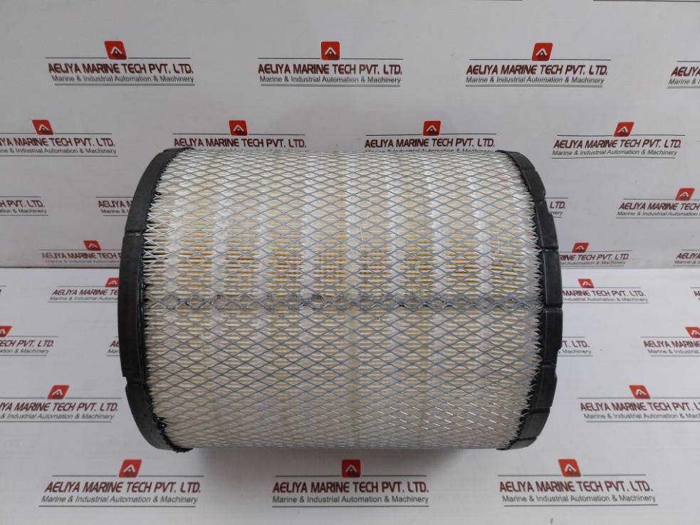 Fleetguard Af25139m Air Filter - Image 4