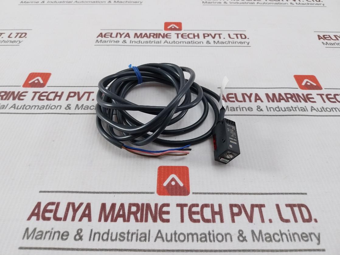 Omron E3s-Bd61 Photoelectric Switch 24v - Image 3