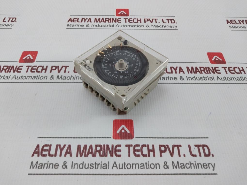 Omron H2f-Dmc Time Switch 250 V - Image 3