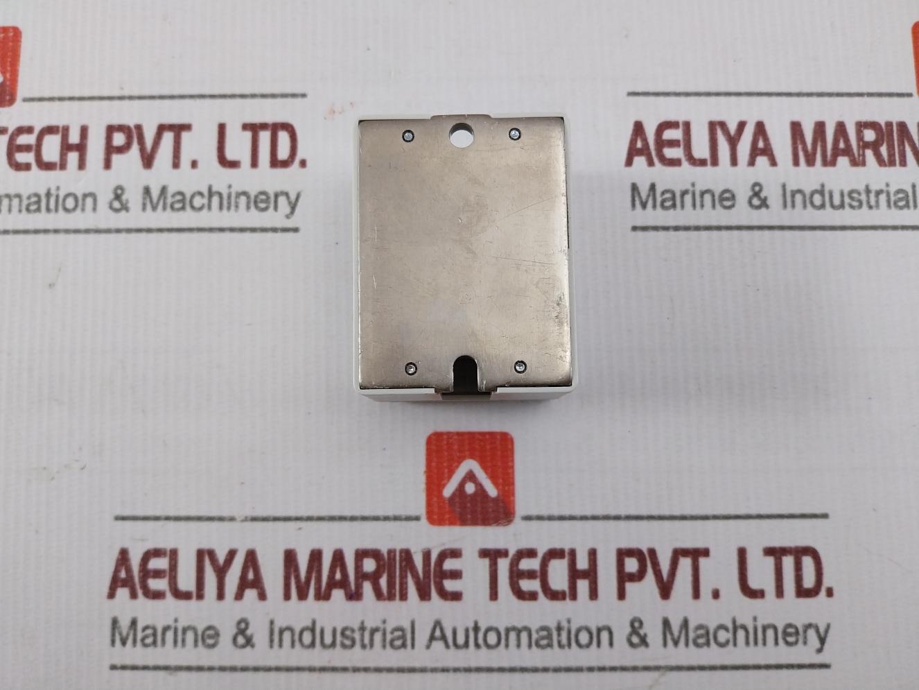 Schneider Electric 6425axxszs-Dc3 Solid State Relay 530 V - Image 4