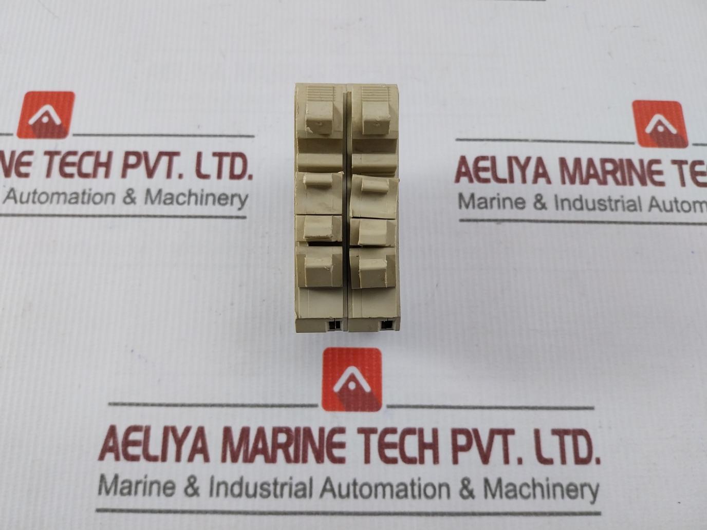 Schneider Electric Gb2db09 Circuit Breaker 415v - Image 4