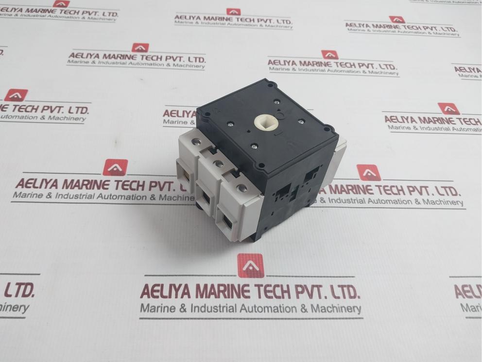 Schneider Electric V5 Isolating Load Break Switch 690v - Image 3