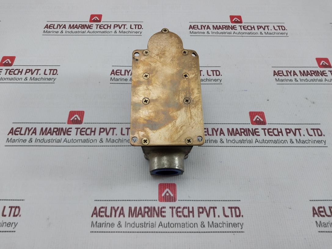 Namco Ea 78050100 Snap-Lock Limit Switch 125v - Image 4