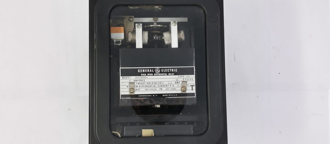 GENERAL ELECTRIC 12CFD22B2A HIGH SPEED DIFFERENTIAL RELAY